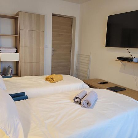Amazing Apartment A Stone'S Throw From The City Of Lights - Paris Clichy Eksteriør billede
