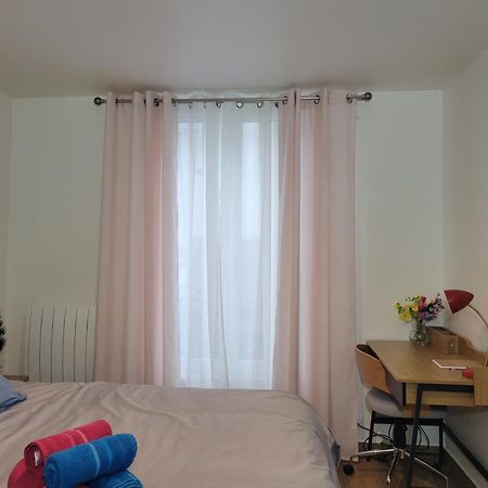 Amazing Apartment A Stone'S Throw From The City Of Lights - Paris Clichy Eksteriør billede