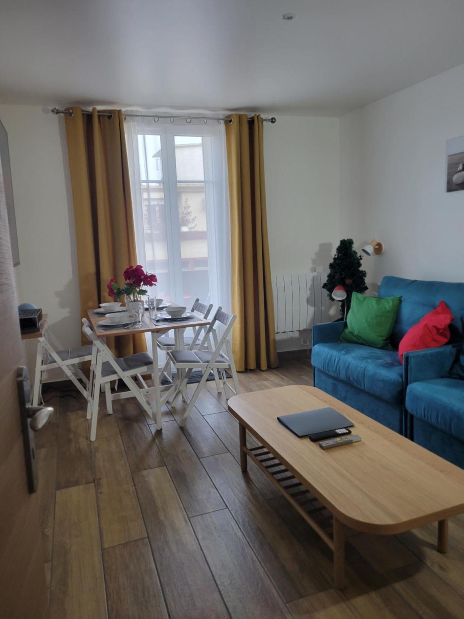 Amazing Apartment A Stone'S Throw From The City Of Lights - Paris Clichy Eksteriør billede