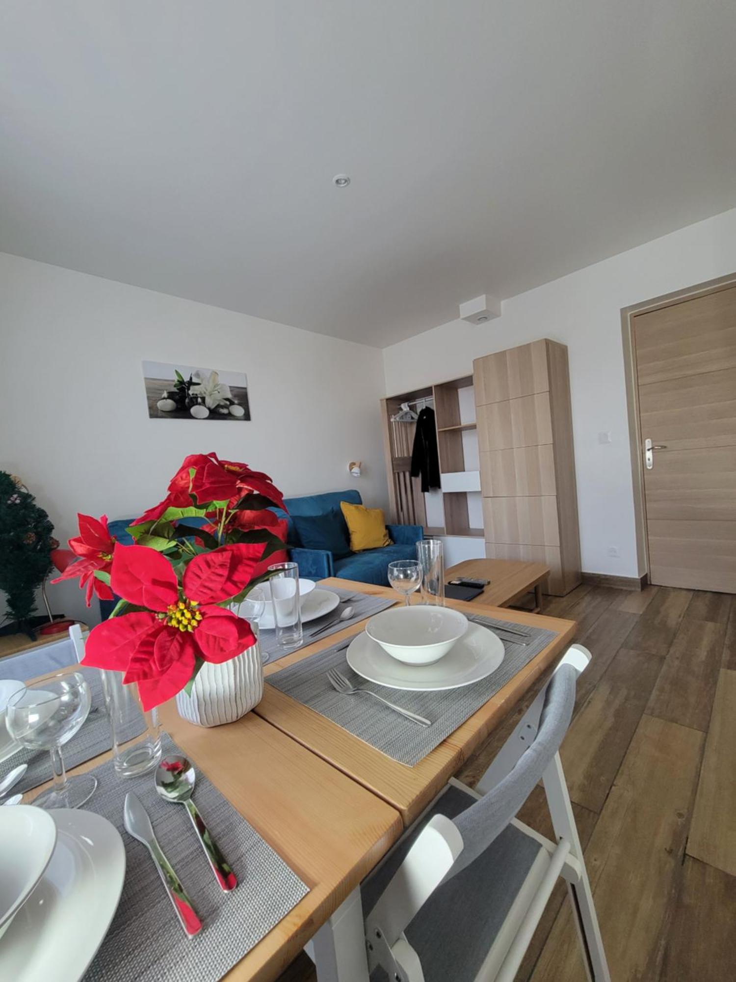 Amazing Apartment A Stone'S Throw From The City Of Lights - Paris Clichy Eksteriør billede